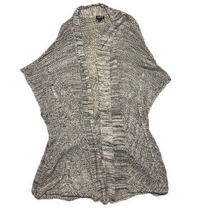 TORRID Gray Sweater Open Front Vest Plus‎ Size 2